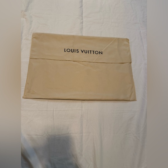 Louis Vuitton Beige Dust Bag - Picture 1 of 3